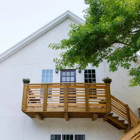 Park Carriage House Rest & Explore With Hollyhock Louisville-Jefferson County Extérieur photo
